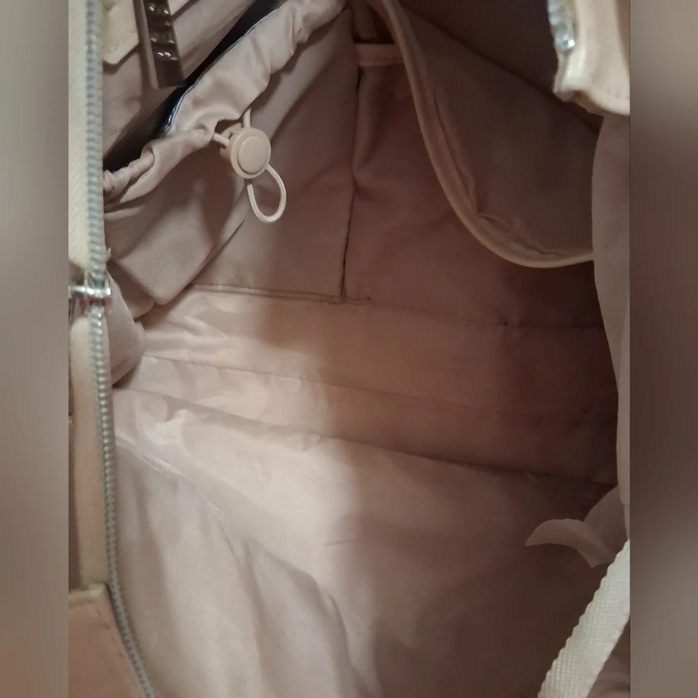 EUC Beis The Diaper Bag Cream Vegan Neutral Casual Maternity Mother Baby Bag